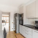 Padova Station - Bright Apartment With Balcony!